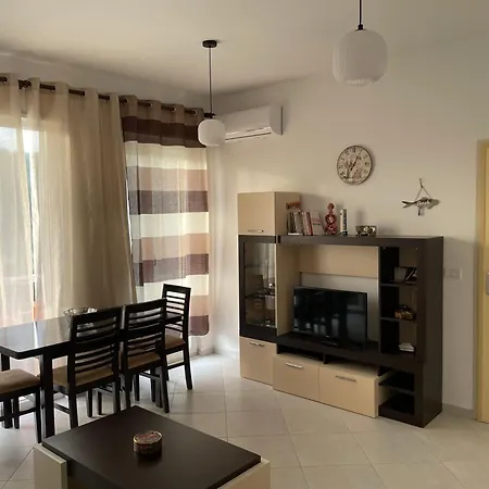 Adorable Beach Cottage-lalzy Bay Durrës